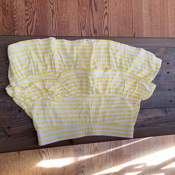 striped Old Navy yellow - Picture 1 of 2